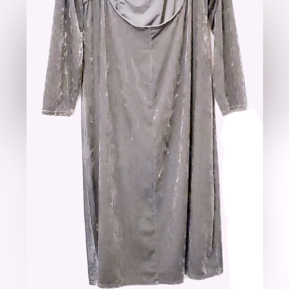 2X 3X 4X Future Collective Silver Velvet Ruched Open Back A-line Slit Target NEW - Picture 8 of 15